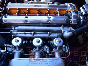 051_1961_Jaguar_E-Type_Series1_FlatFloorRoadster